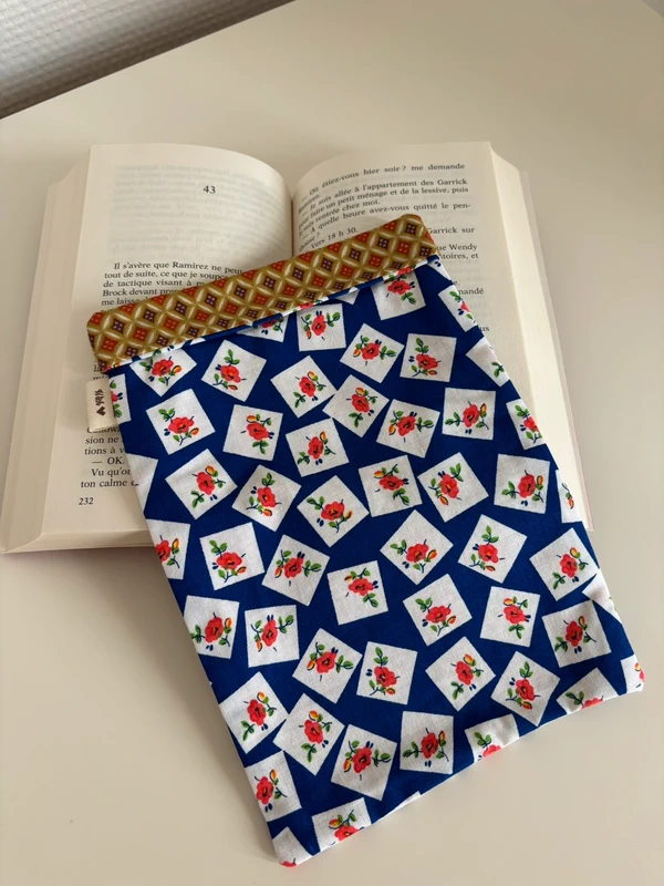 Pochette à livre