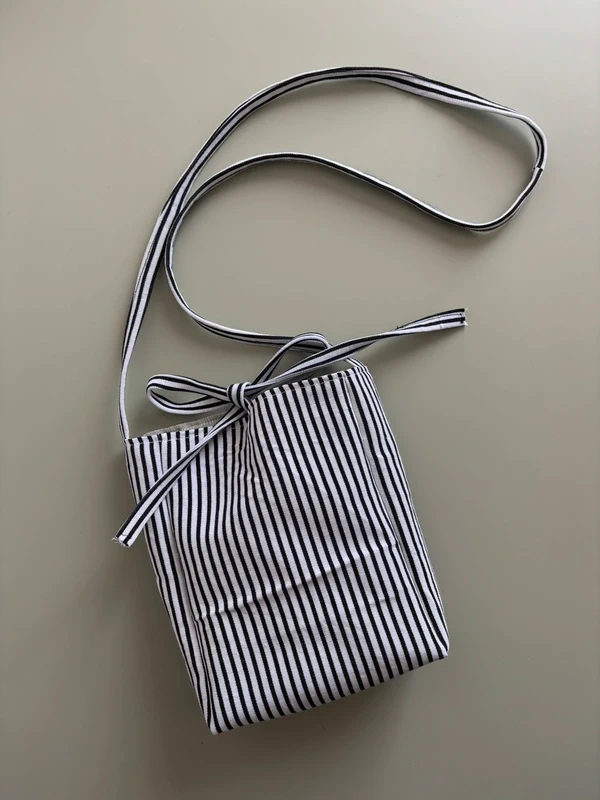 Sac bandoulière avec nœud