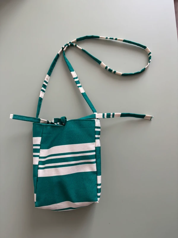 Sac bandoulière avec nœud