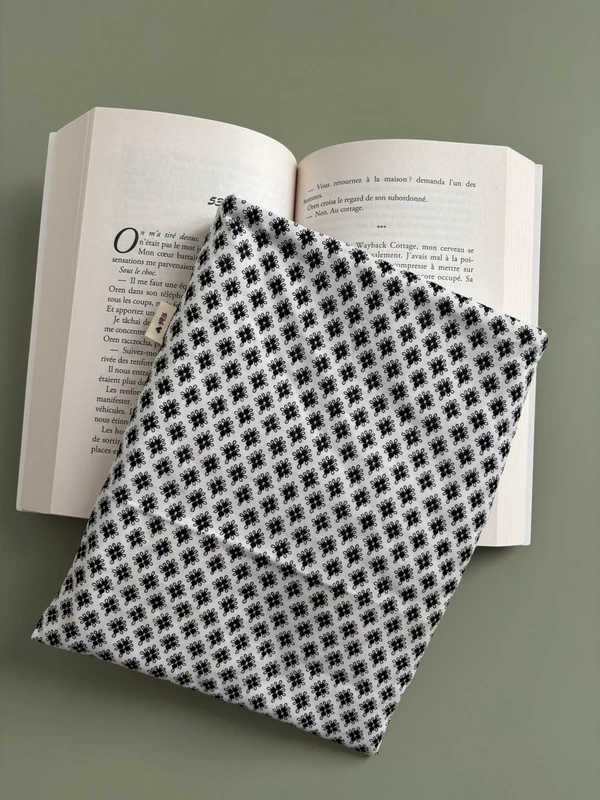 Pochette à livre grand format