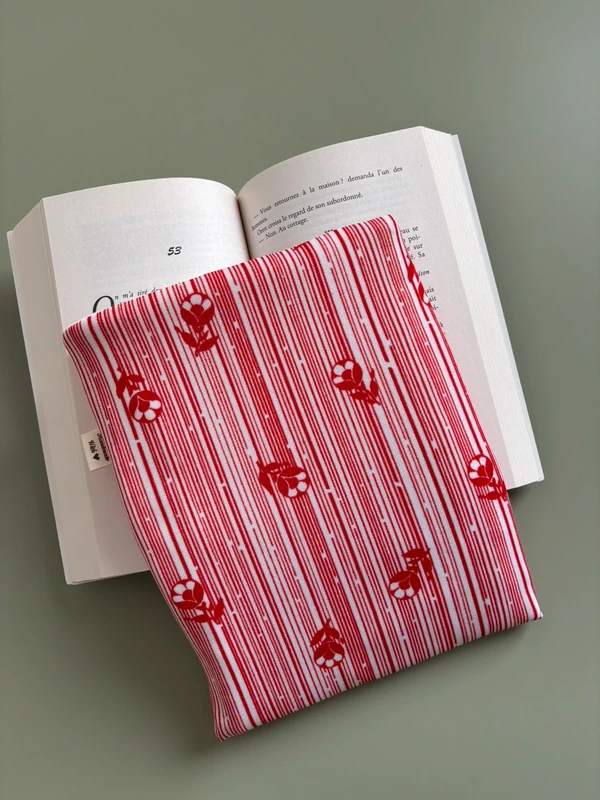 Pochette à livre grand format