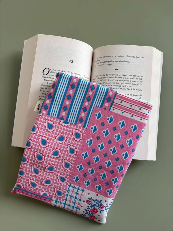 Pochette à livre grand format