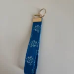 Porte-clés dragonne en tissu - Miniature 1