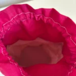 Pochon rond en tissu bordeaux et fleuri - Miniature 4