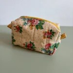 Trousse rectangulaire / de maquillage orangée à fleurs - Miniature 1